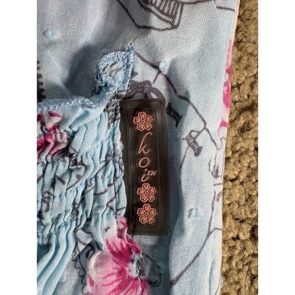 Koi by Kathy Peterson Scrub Top Women Small Mon Amour Floral Square Neckline - Picture 3 of 7